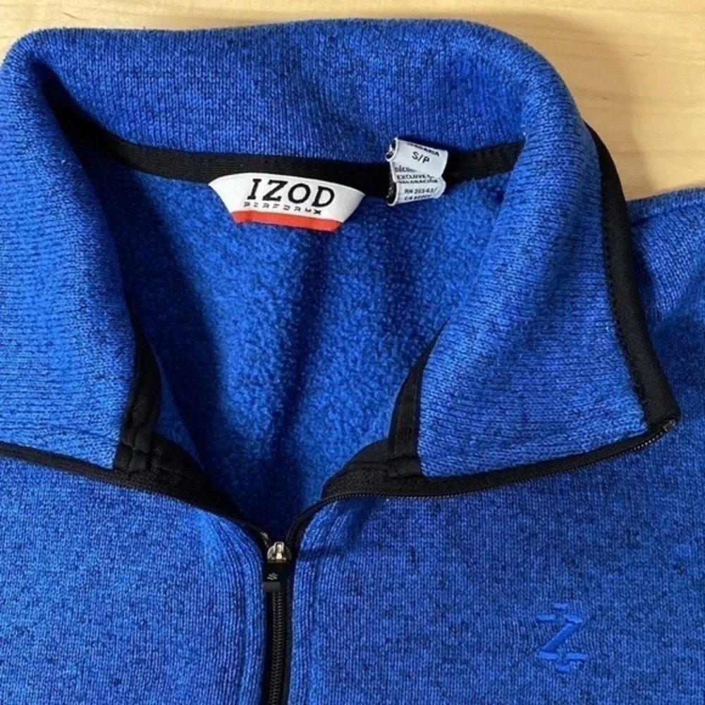 IZOD 1/4 zip pullover‎